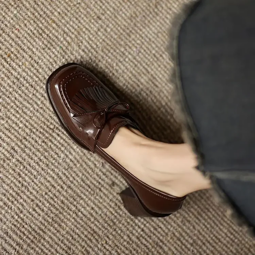 Chic Dorothy Loafer Pumps for Stylish Occasions