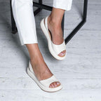 Stylish Women's Summer Sandals with Adjustable Straps for Any Occasion