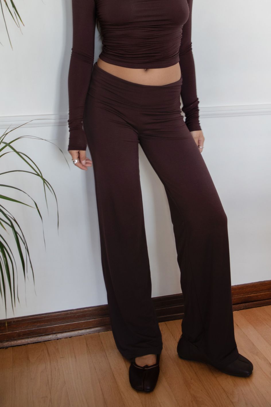 SORA Fold Over Straight Leg Leggings