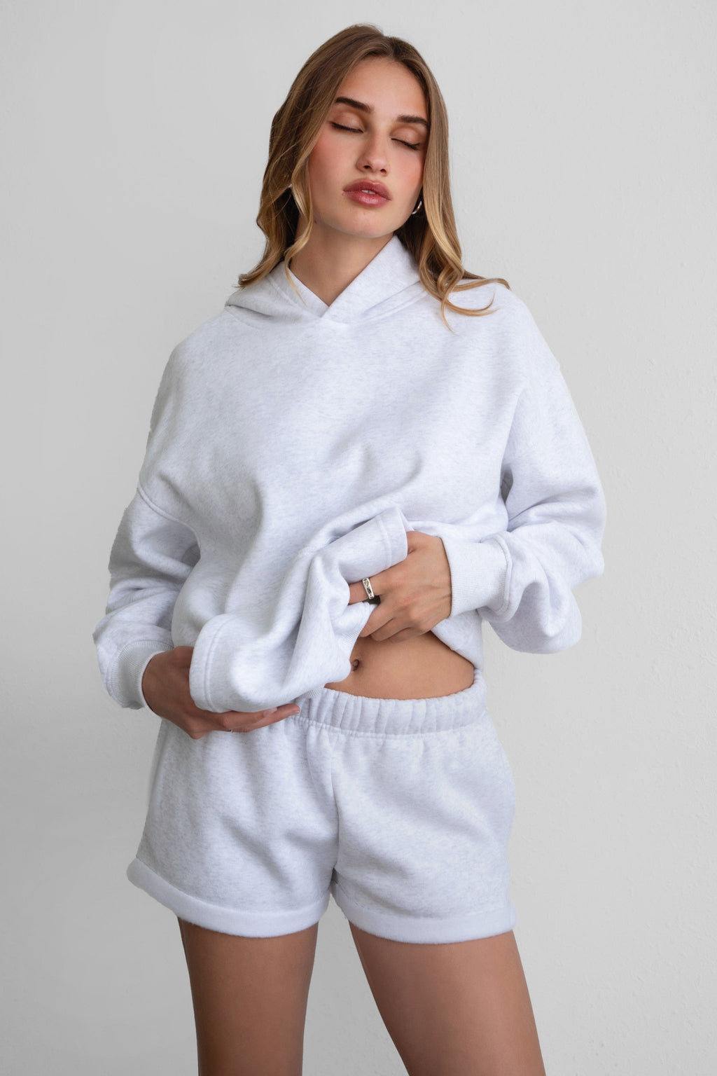 CARLY Cloud Fleece Low Rise Shorts