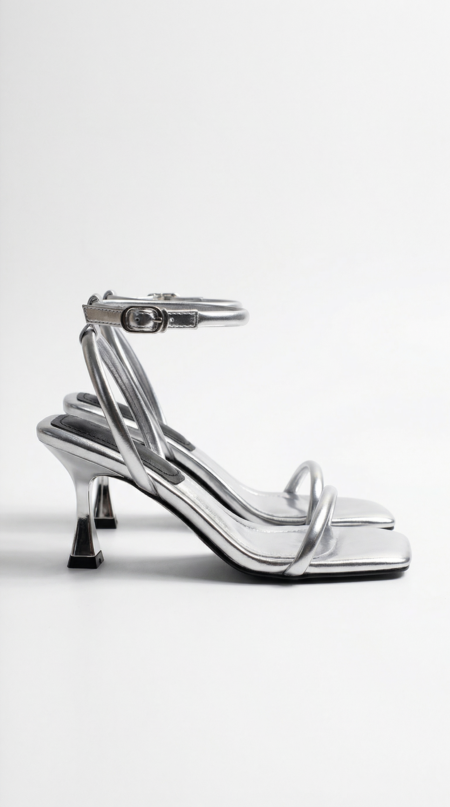 Lisa Heeled Sandals
