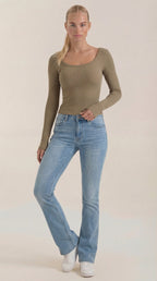 Marian Scoop Neck Long Sleeve Top