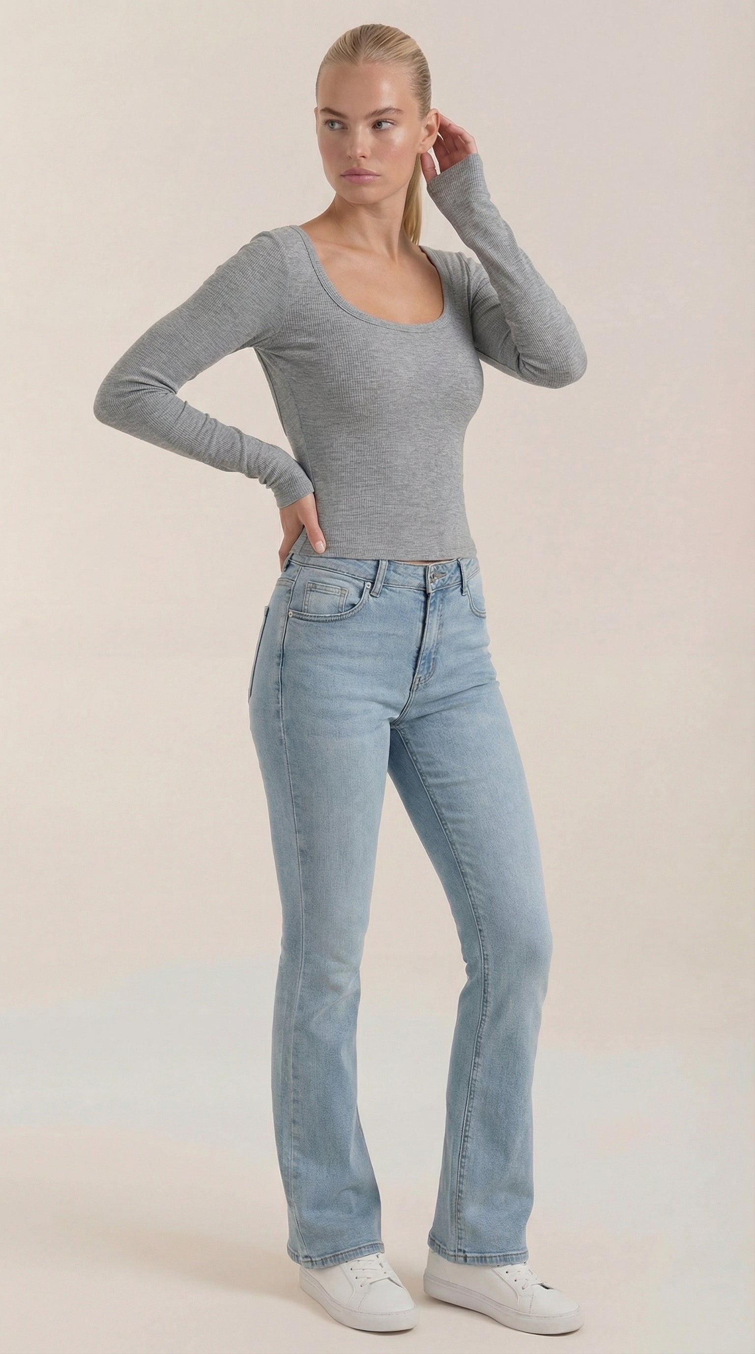 Marian Scoop Neck Long Sleeve Top