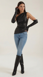 Ulyssa Off-Shoulder Top