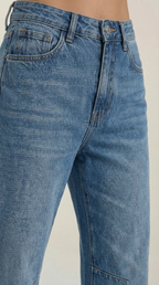 Vicki High-Waisted Barrel Leg Jeans